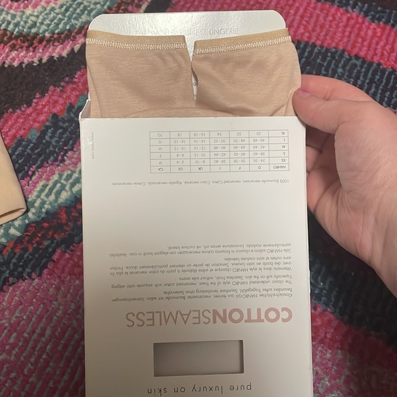 NIB HANRO Cotton Seamless Briefs sz XS - Picture 3 of 9